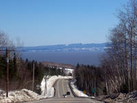 Une plongée vers le fleuve Saint-Laurent à Petite-Rivière-St-François
